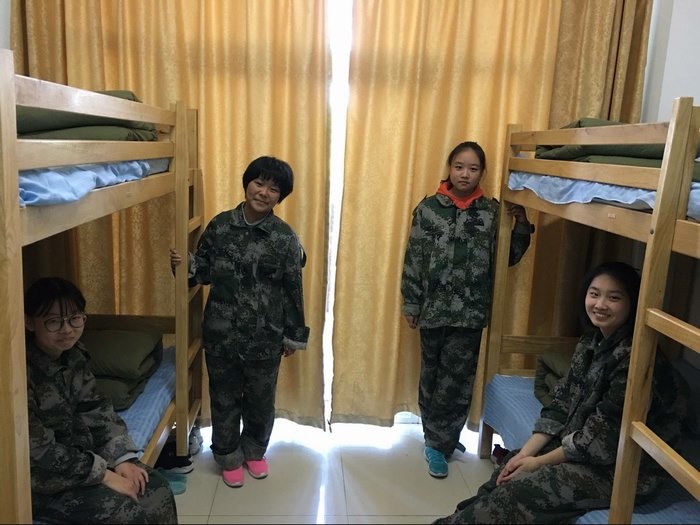高一八班：整理内务