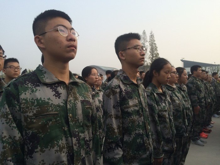 高一5班：并肩作战