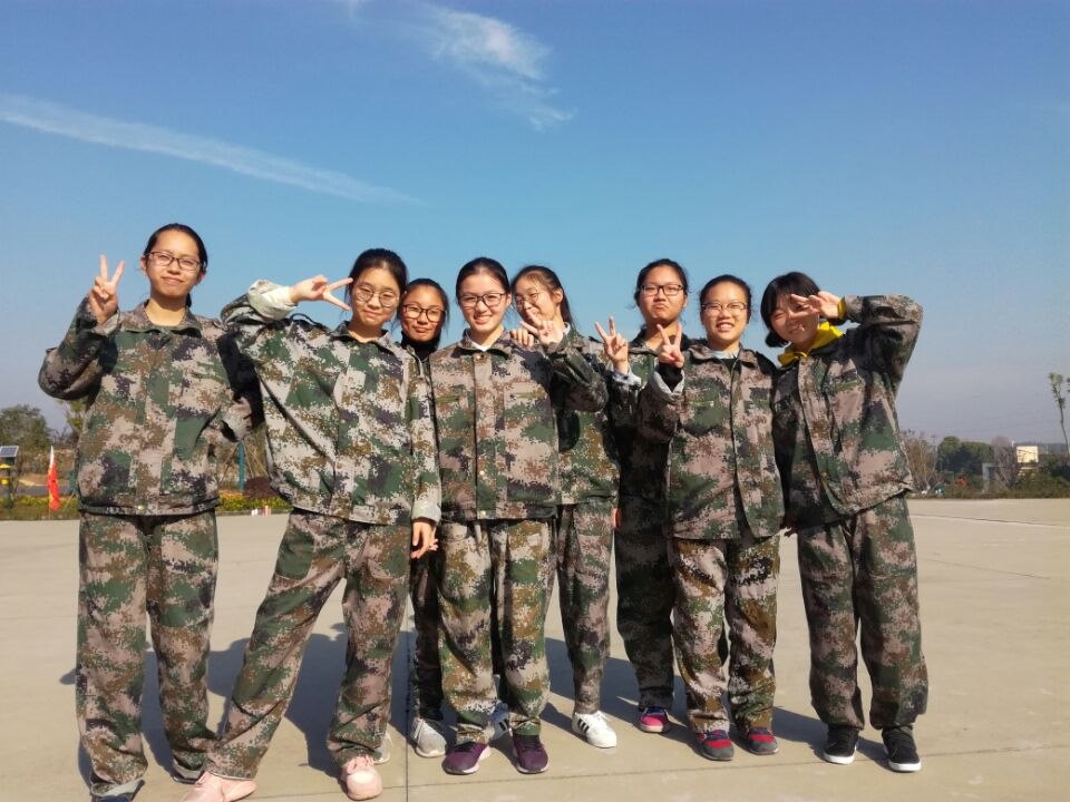 高一（11）班_我和我的舍友