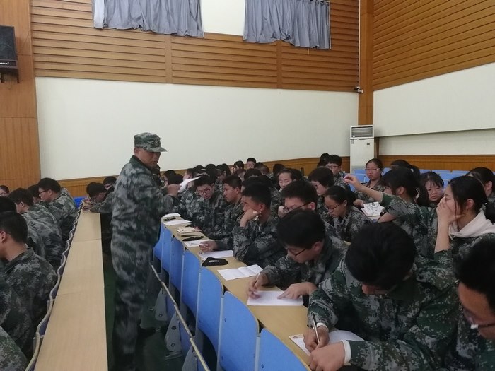 高一（12）班_致最亲爱的你们
