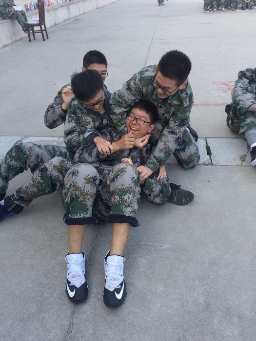 高一5班：忙里偷闲