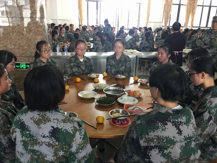高一（10）班_幸福的小“吃货”