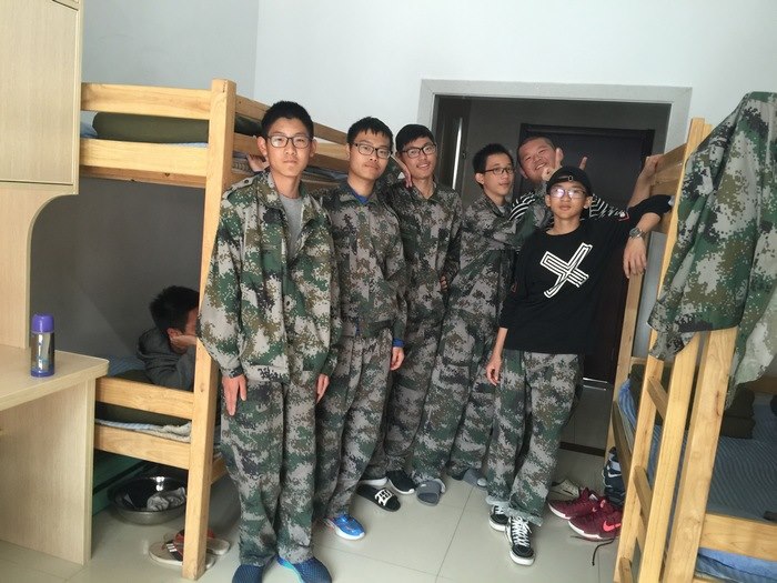 高一（10）班_【相亲相爱一家人】