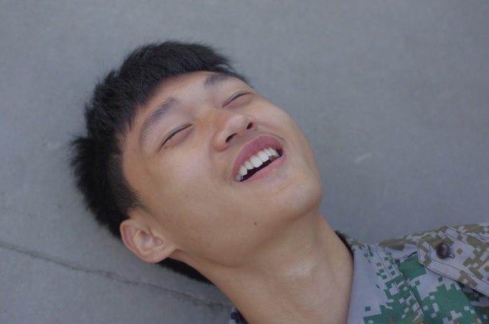高一八班{瞧，他们的笑脸！}