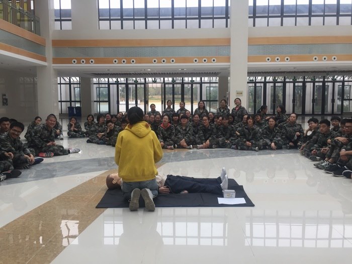 高一（10）班_【我是小小医生】