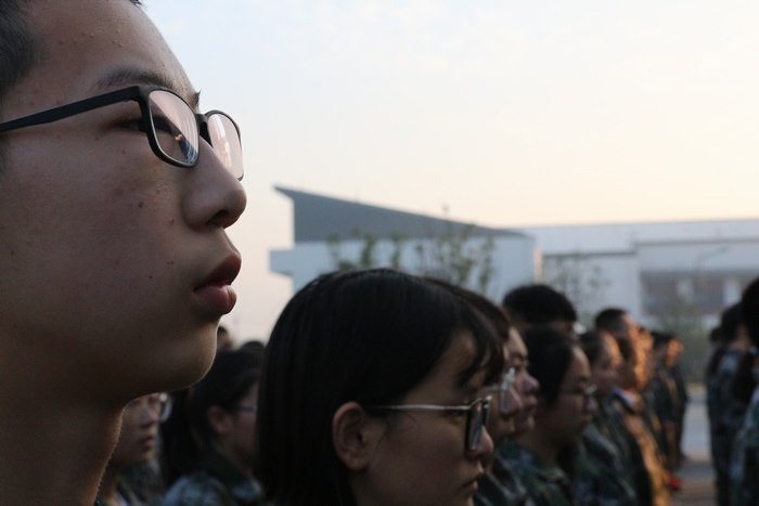 高一七班：吃早餐啦！！