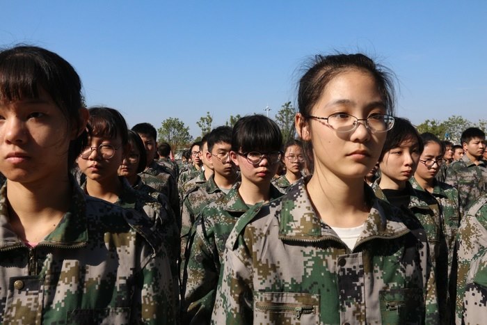 高一七班：快来找娃吧