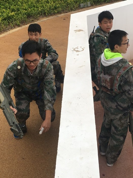 高一八班{真人CS开始啦！}