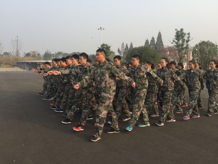 高一（10）班_【训练场上的我们】