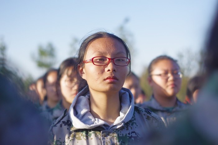 高一八班{阳光下的笑脸}