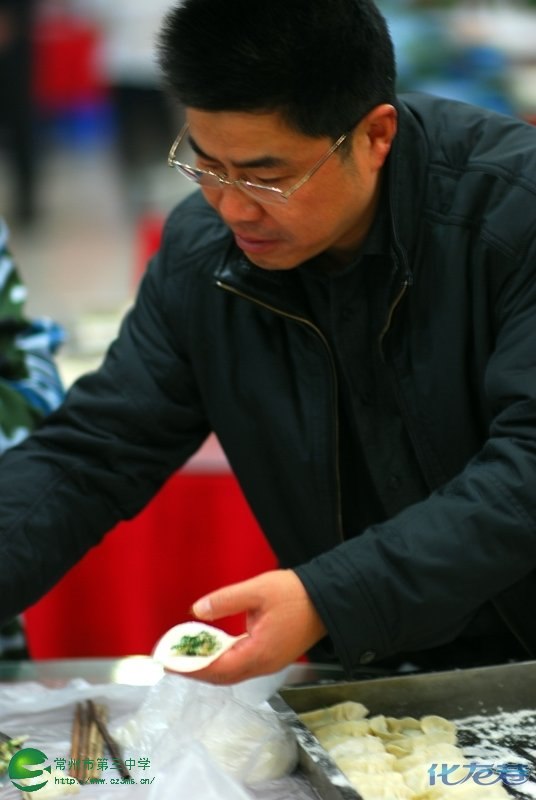 点击查看原图 今天,我们包饺子