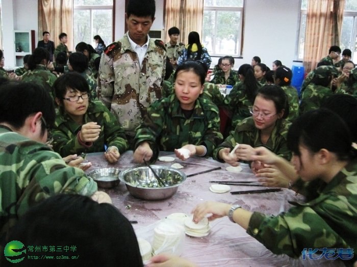 点击查看原图 今天,我们包饺子