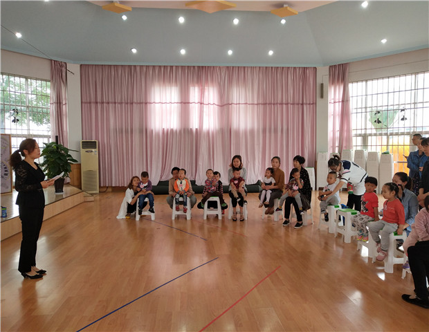 2018.5.26 龙贝贝早教园之五：童心同乐 快乐六一1.jpg