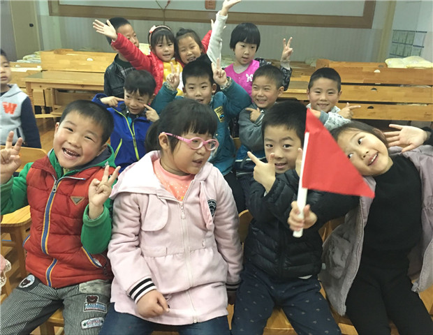 2016.11.17 龙幼 龙幼暖冬季之《动物王国》主题性游戏：一起探寻动物世界的秘密1.jpg