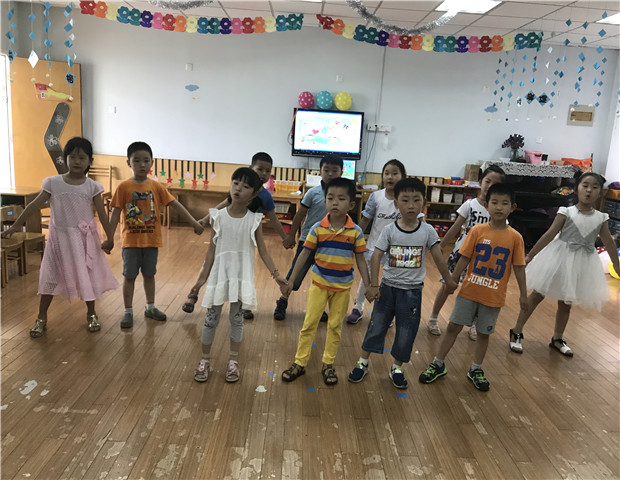 2017.6.1 龙幼 龙幼乐享节日：放飞梦想，快乐起航3.jpg