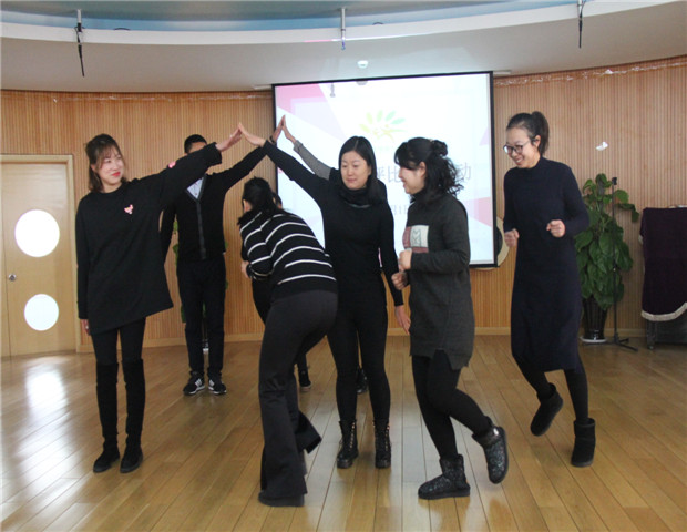 2018.2.1龙幼教师成长之三十：活力四射 精彩无限2.jpg