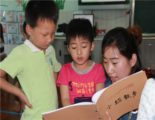 2017.5.26龙幼 龙幼嬉夏季：书香龙幼，与书为友6.jpg