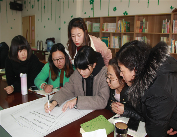 2017.12.6 龙幼教师成长之二十一：聚焦专业提升 助推教师发展1.jpg