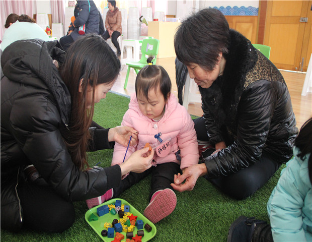 2018.3.10 龙贝贝早教园之一：亲子同乐，爱在三八3.jpg