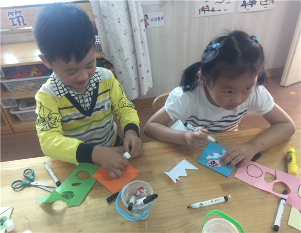 2017.5.26龙幼 龙幼嬉夏季：书香龙幼，与书为友2.jpg