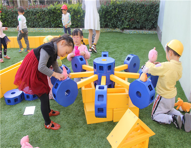 2017.11.9 龙幼赏秋季：家校共携手 沟通零距离2.jpg