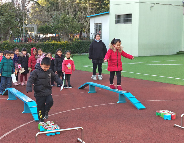 2018.1.12 榫欏辜鏆栧啲瀛ｏ細鍕囨暍閫愭ⅵ浼犻€掓俯鏆栵紝鍊炬敞鐖卞績缁芥斁鍏夊僵4.jpg