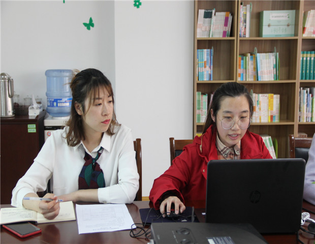 2018.3.28 龙幼教师成长之八：聚焦资源促拓展，彰显艺术展魅力2.jpg