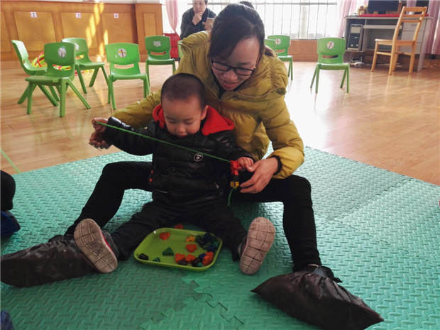 2017.3.4龙贝贝早教园之一：亲子早教乐，感恩庆三八2.jpg
