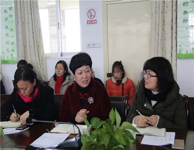 2017.12.29 榫欏辜鏁欏笀鎴愰暱涔嬩簩鍗佷簲锛氬尯鍩熸椿鍔ㄤ績鍙戝睍锛屾暀鐮斿紩棰嗘彁鍐呮兜5.jpg