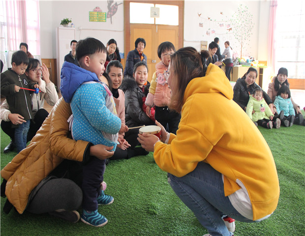 2018.3.10 龙贝贝早教园之一：亲子同乐，爱在三八1.jpg