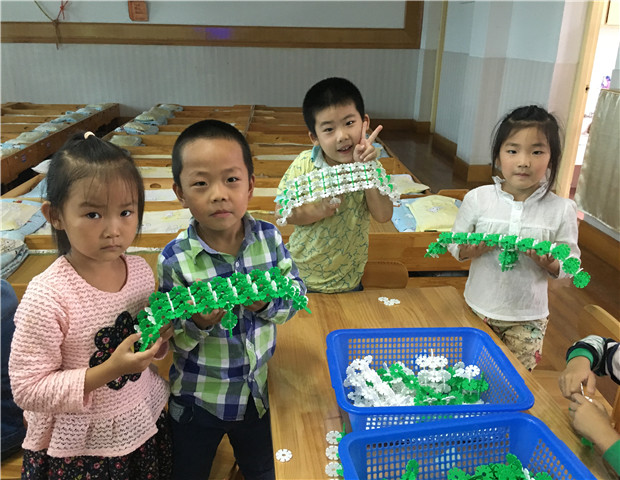 2016.10.8龙幼 龙幼“乐享节日”之国庆、重阳系列活动：欢度国庆，喜迎重阳2.jpg