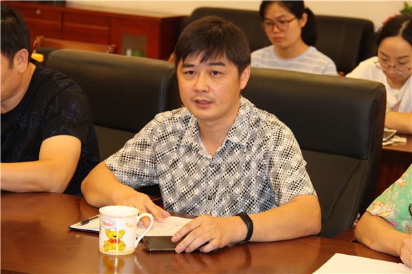 洛阳小学召开新学期学校行政扩大会议 (13).jpg