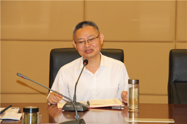 洛阳小学召开新学期学校行政扩大会议 (4).jpg