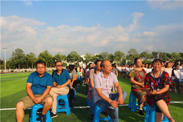 c2310dac6b7847e18db2d6c714038158.jpg