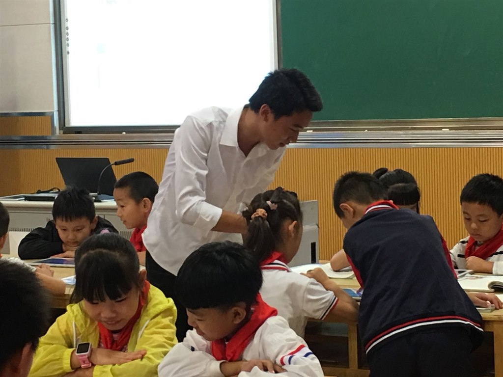 陈佳明.jpg