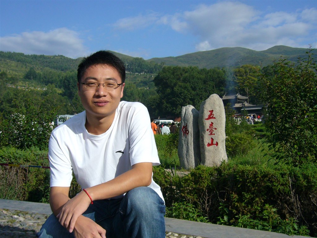 曹志兵.jpg