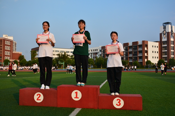 DSC_7479.JPG DSC_7479.JPG