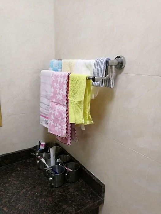 5A288417159E04BD22007ABB5F065F7D.jpg