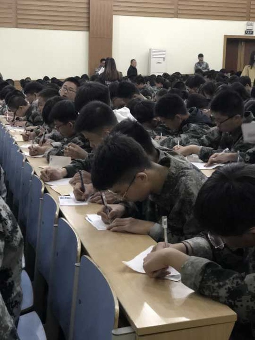 QQ图片20181012131920.jpg