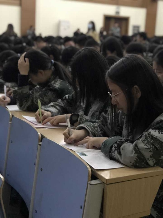 QQ图片20181012131906.jpg