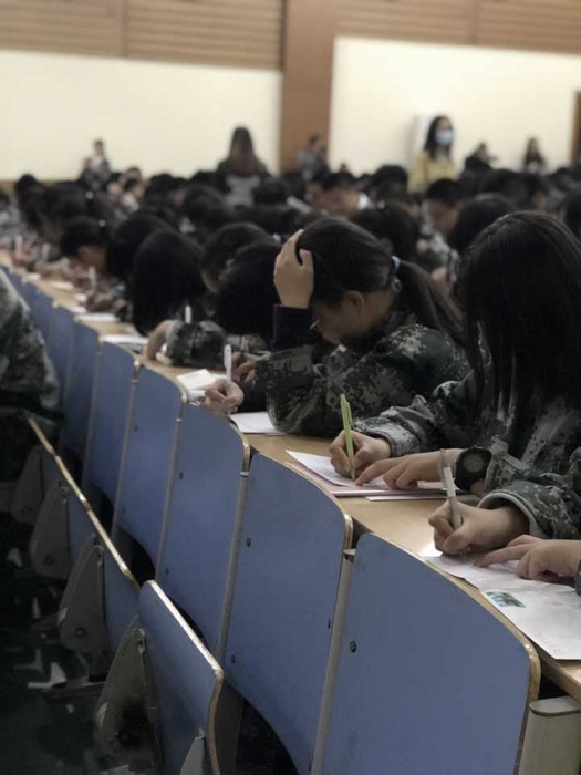 QQ图片20181012131916.jpg