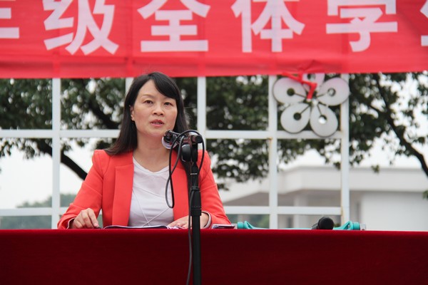 六年级学生会议 (2).JPG 六年级学生会议 (2).JPG