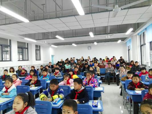 0FC1820C15DD09DD380E70B2F15B4211.jpg 0FC1820C15DD09DD380E70B2F15B4211.jpg