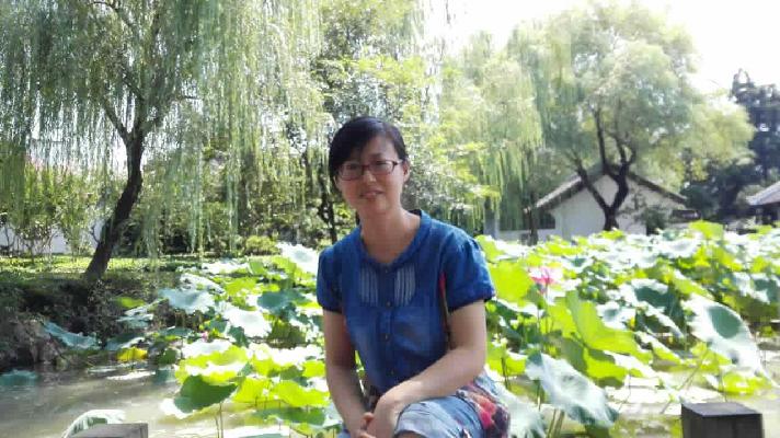 胡文霞.jpg 胡文霞.jpg