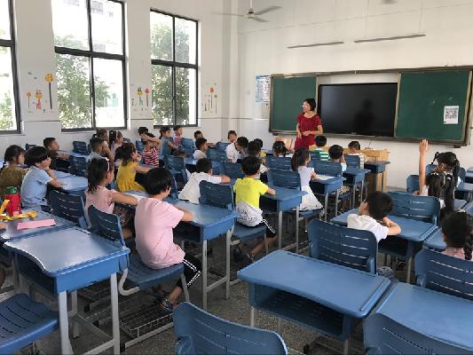 2琼琼.jpg 2琼琼.jpg