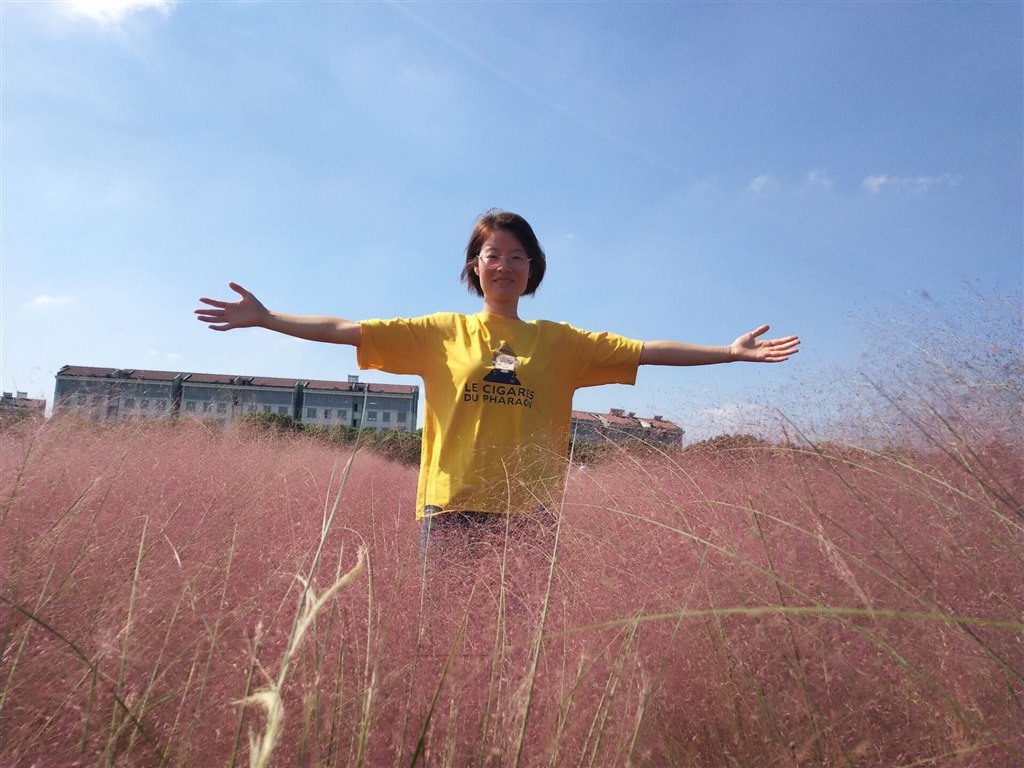 陈芝兰.jpg