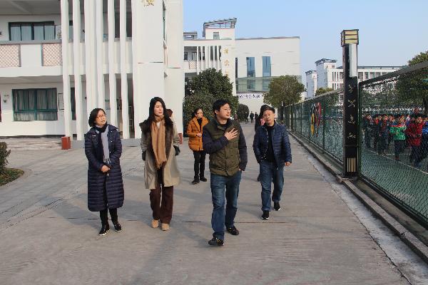 IMG_1451.JPG IMG_1451.JPG