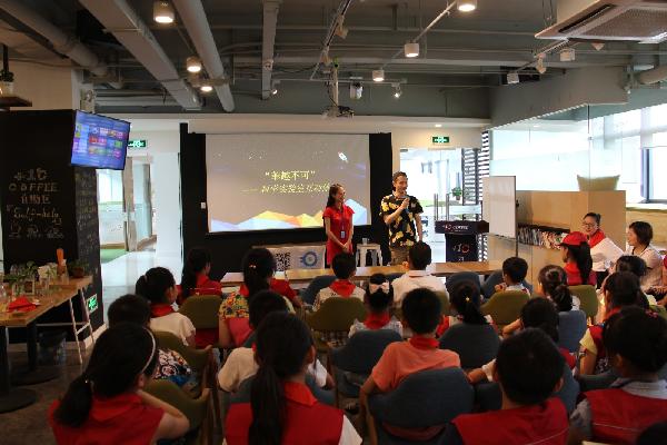 科学调查体验走进常州创客空间 (13).JPG