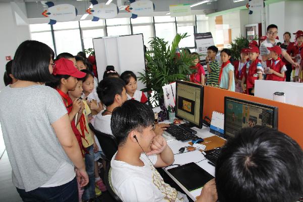 科学调查体验走进常州创客空间 (4).JPG