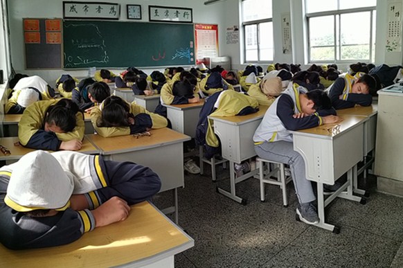午休_副本.jpg